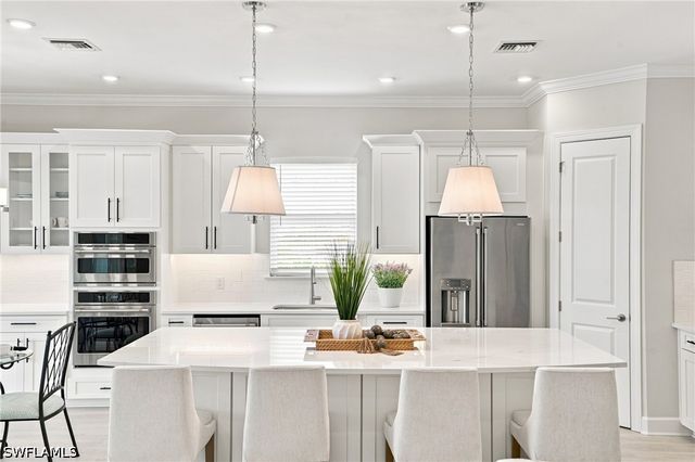 15649 Triesta LN, Naples, FL 34114