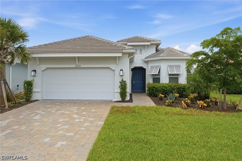 15649 Triesta LN, Naples, FL 34114
