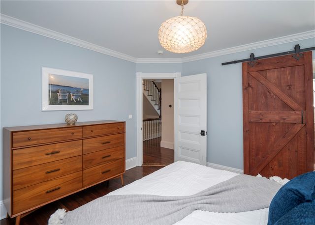 27 Mann Avenue, Newport, RI 02840