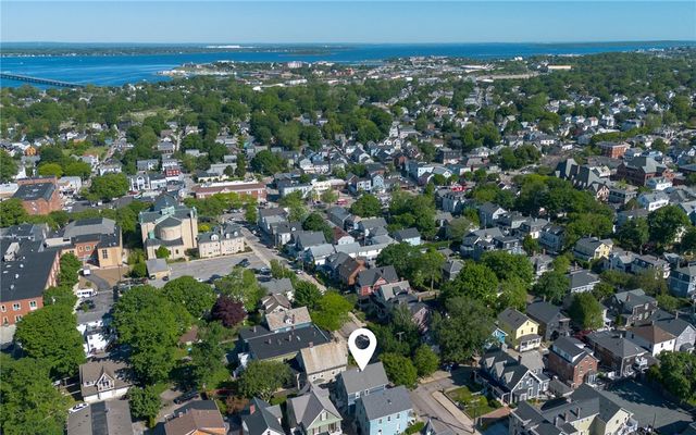 27 Mann Avenue, Newport, RI 02840
