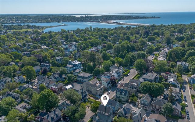 27 Mann Avenue, Newport, RI 02840