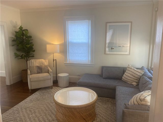 27 Mann Avenue, Newport, RI 02840