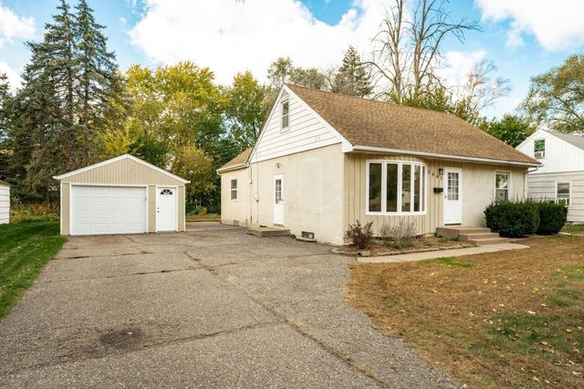 5841 Maryland Avenue N, Crystal, MN 55428