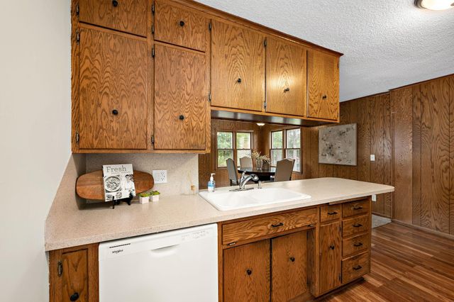 5841 Maryland Avenue N, Crystal, MN 55428