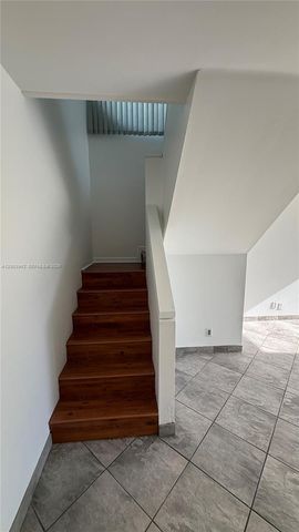2961 SW 87th Ave 301, Davie, FL 33328