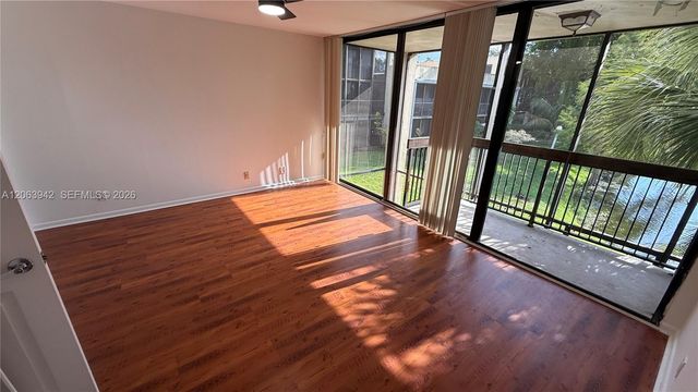 2961 SW 87th Ave 301, Davie, FL 33328