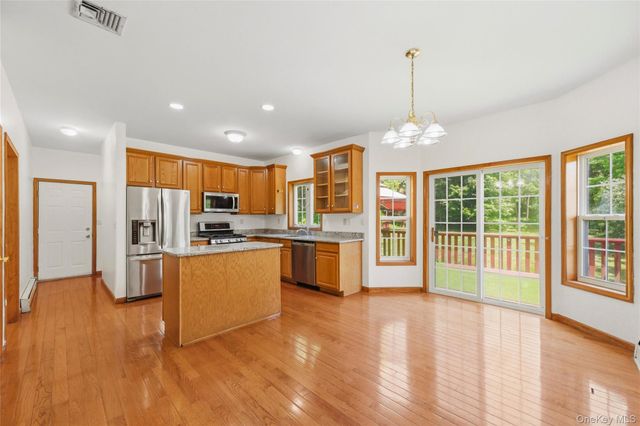 5 Horton Road, Washingtonville, NY 10992