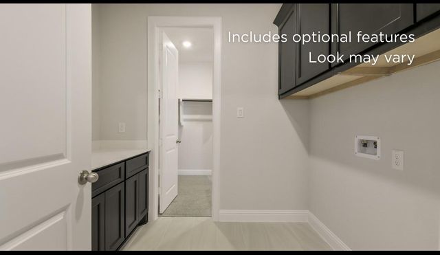 26152 Treetop Terrace Lane, Montgomery, TX 77316