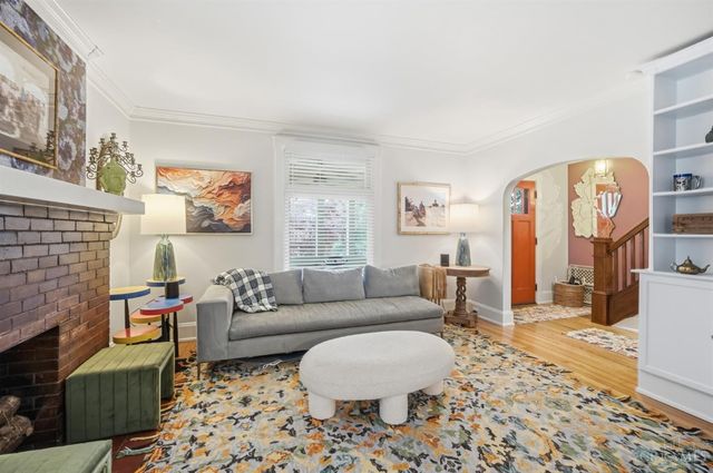 3040 Taylor Avenue, Cincinnati, OH 45220
