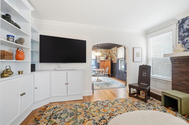 3040 Taylor Avenue, Cincinnati, OH 45220