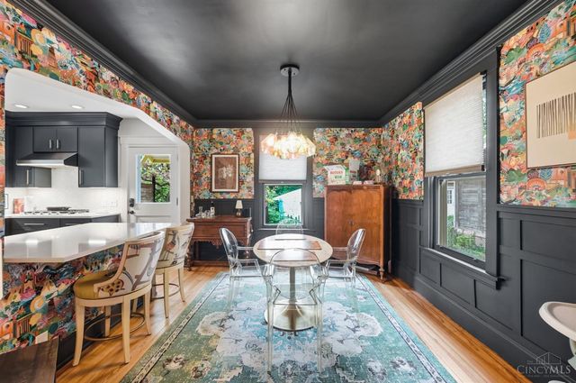 3040 Taylor Avenue, Cincinnati, OH 45220