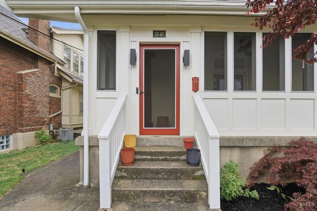 3040 Taylor Avenue, Cincinnati, OH 45220