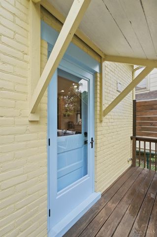 3040 Taylor Avenue, Cincinnati, OH 45220