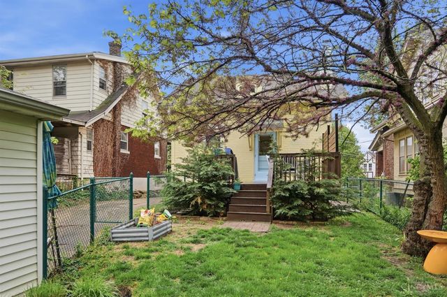 3040 Taylor Avenue, Cincinnati, OH 45220