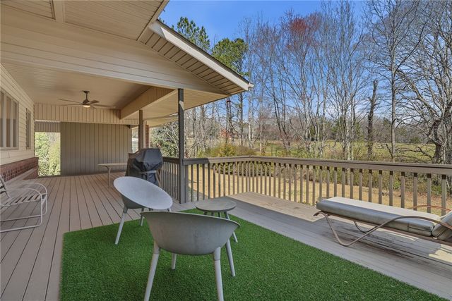 129 Tyler Lane, West Union, SC 29696