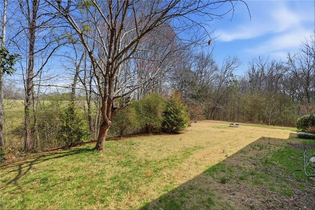 129 Tyler Lane, West Union, SC 29696