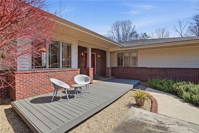 129 Tyler Lane, West Union, SC 29696