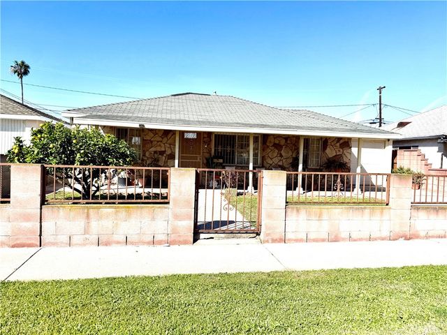 22433 Island, Carson, CA 90745