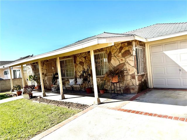 22433 Island, Carson, CA 90745