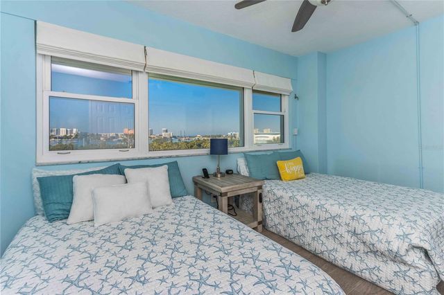 31 ISLAND WAY 409, Clearwater Beach, FL 33767