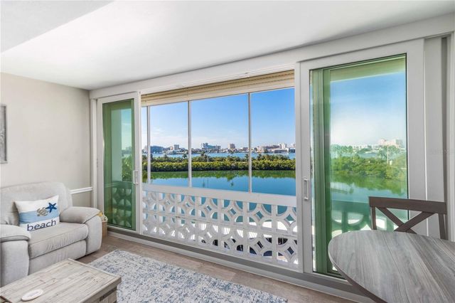 31 ISLAND WAY 409, Clearwater Beach, FL 33767