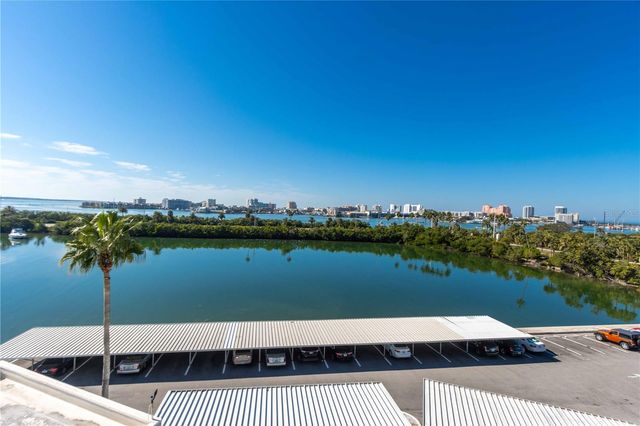 31 ISLAND WAY 409, Clearwater Beach, FL 33767