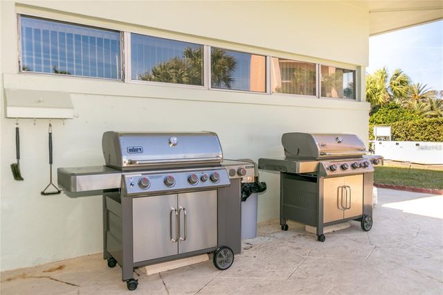 31 ISLAND WAY 409, Clearwater Beach, FL 33767