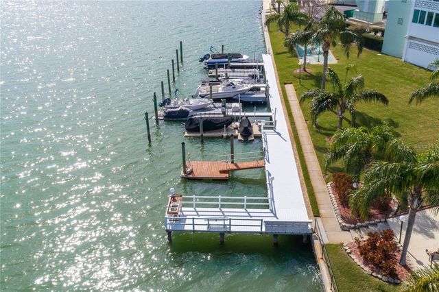 31 ISLAND WAY 409, Clearwater Beach, FL 33767