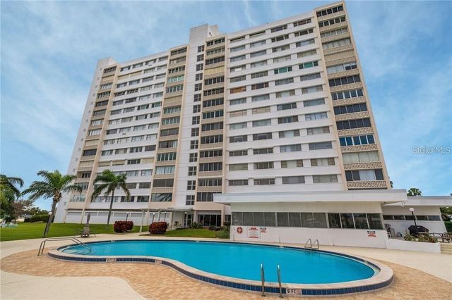 31 ISLAND WAY 409, Clearwater Beach, FL 33767