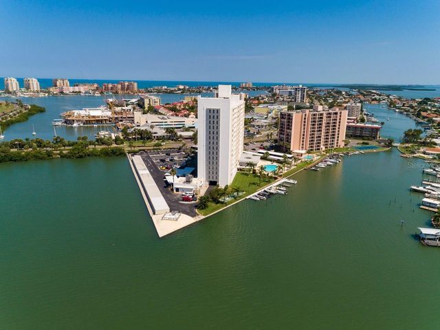 31 ISLAND WAY 409, Clearwater Beach, FL 33767