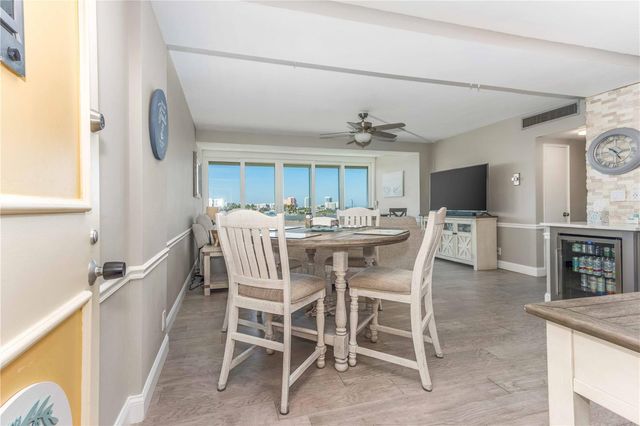31 ISLAND WAY 409, Clearwater Beach, FL 33767