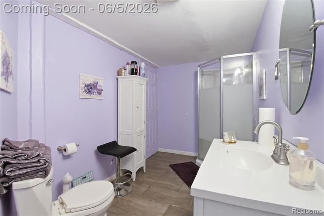 28877 Walnut Grove Lane, Southfield, MI 48034