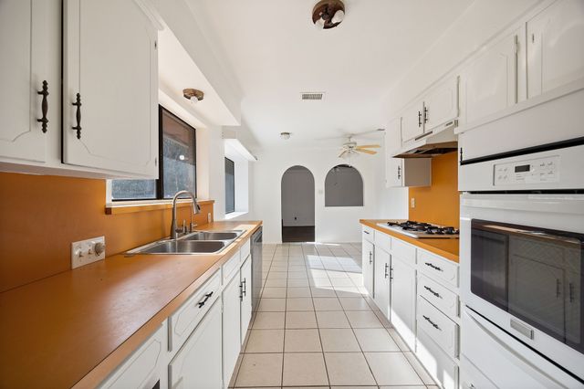 2736 Chebi Lane, Denton, TX 76209