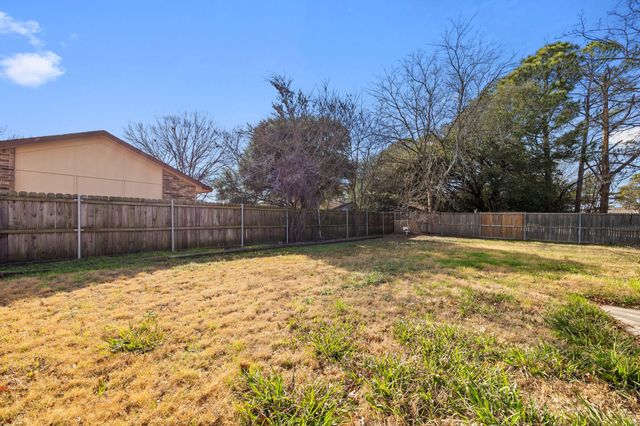 2736 Chebi Lane, Denton, TX 76209