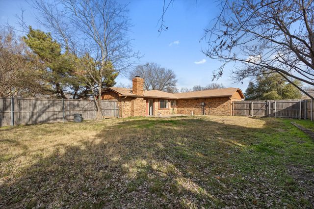 2736 Chebi Lane, Denton, TX 76209