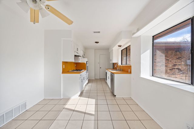 2736 Chebi Lane, Denton, TX 76209