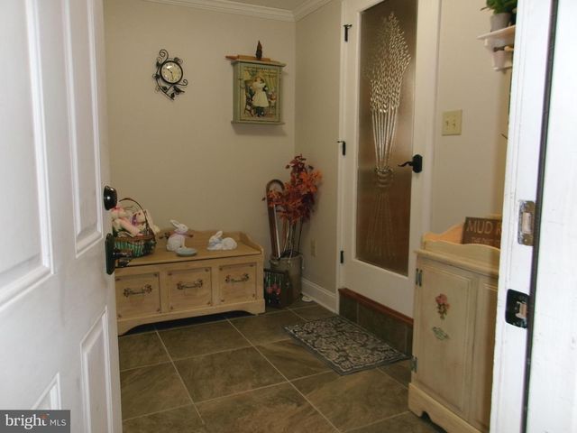 22 NUGENTOWN RD, Tuckerton, NJ 08087