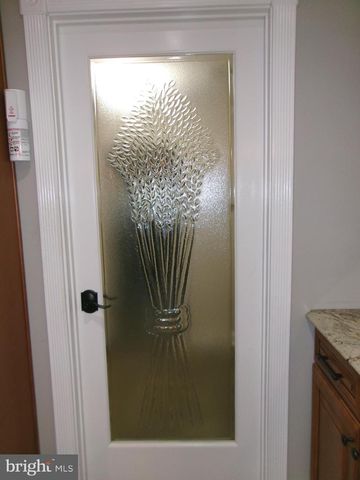 22 NUGENTOWN RD, Tuckerton, NJ 08087