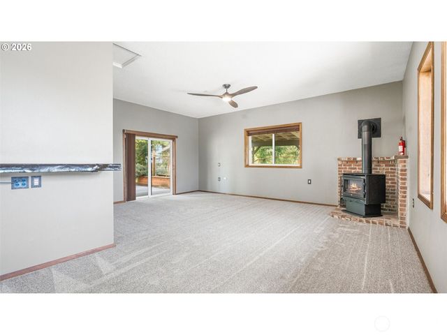 115 Legacy Drive, Woodland, WA 98674