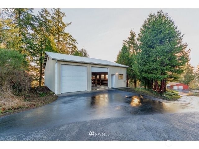 115 Legacy Drive, Woodland, WA 98674