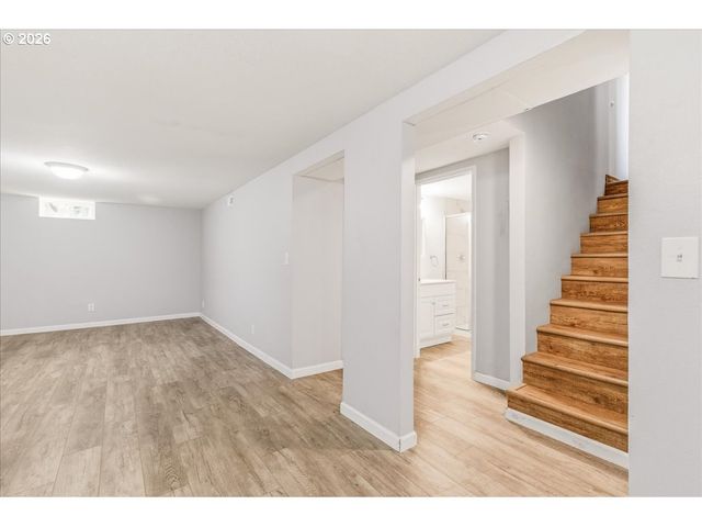 7910 N MCKENNA Ave, Portland, OR 97203