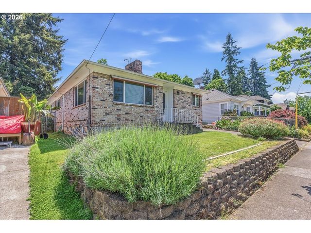 7910 N MCKENNA Ave, Portland, OR 97203
