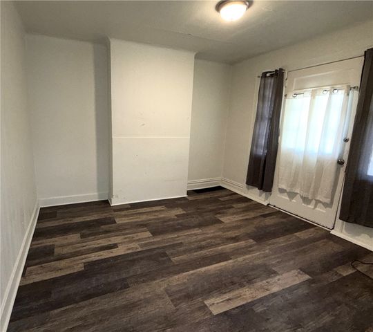 159 Kendal Ave 1, Bellevue, PA 15202