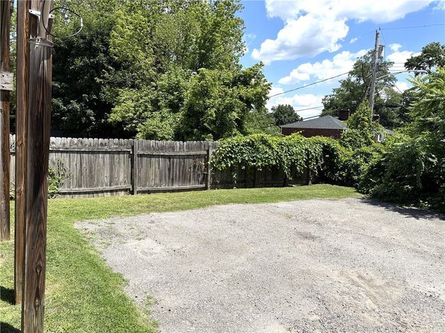 159 Kendal Ave 1, Bellevue, PA 15202