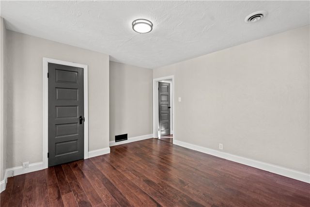 1653 Suburban Ave, Beechview, PA 15216