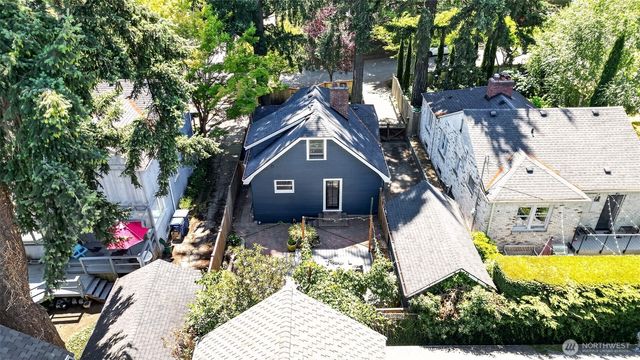 3806 E Galer Street, Seattle, WA 98112