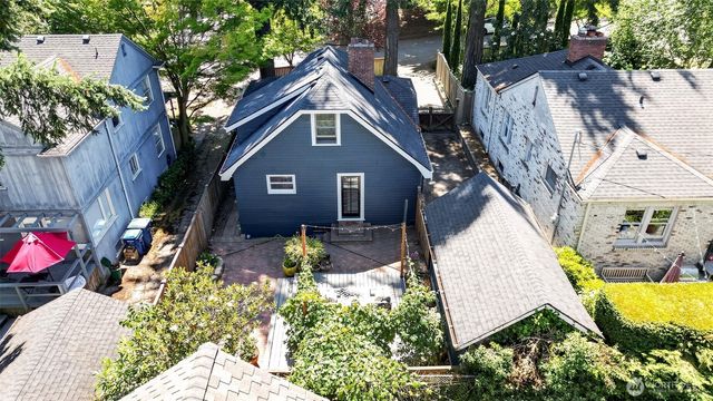 3806 E Galer Street, Seattle, WA 98112