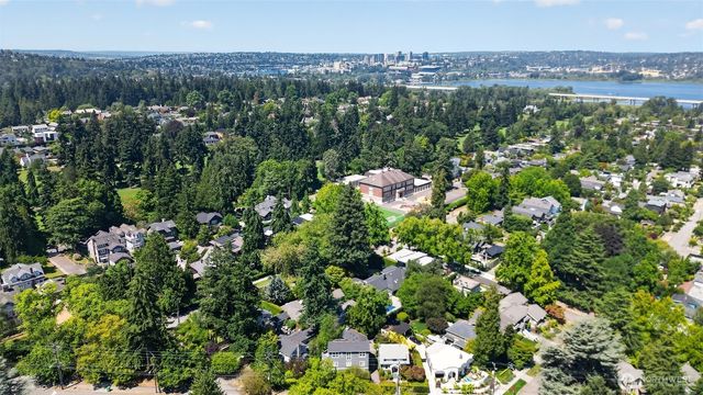 3806 E Galer Street, Seattle, WA 98112