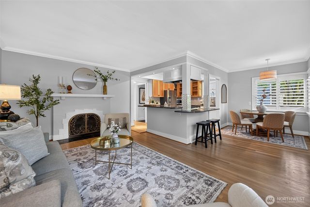 3806 E Galer Street, Seattle, WA 98112