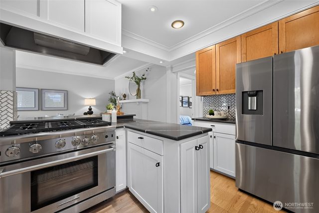 3806 E Galer Street, Seattle, WA 98112